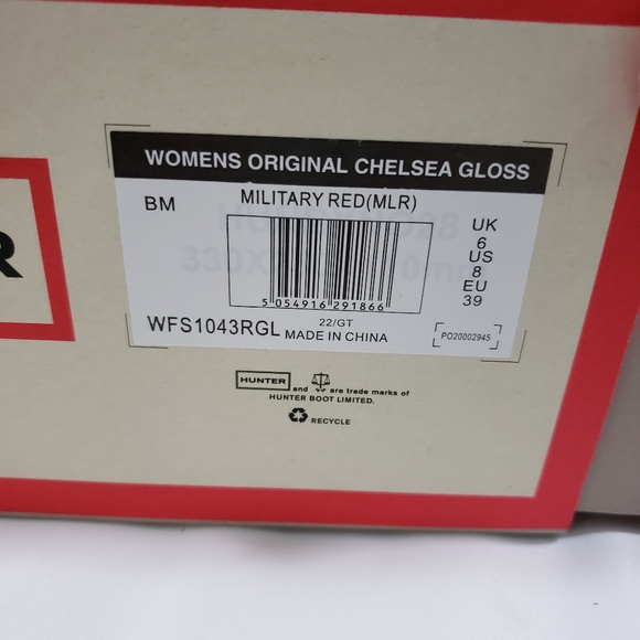 NWT CHELSEA GLOSS BOOTS RED BACK TAB - Picture 11 of 11